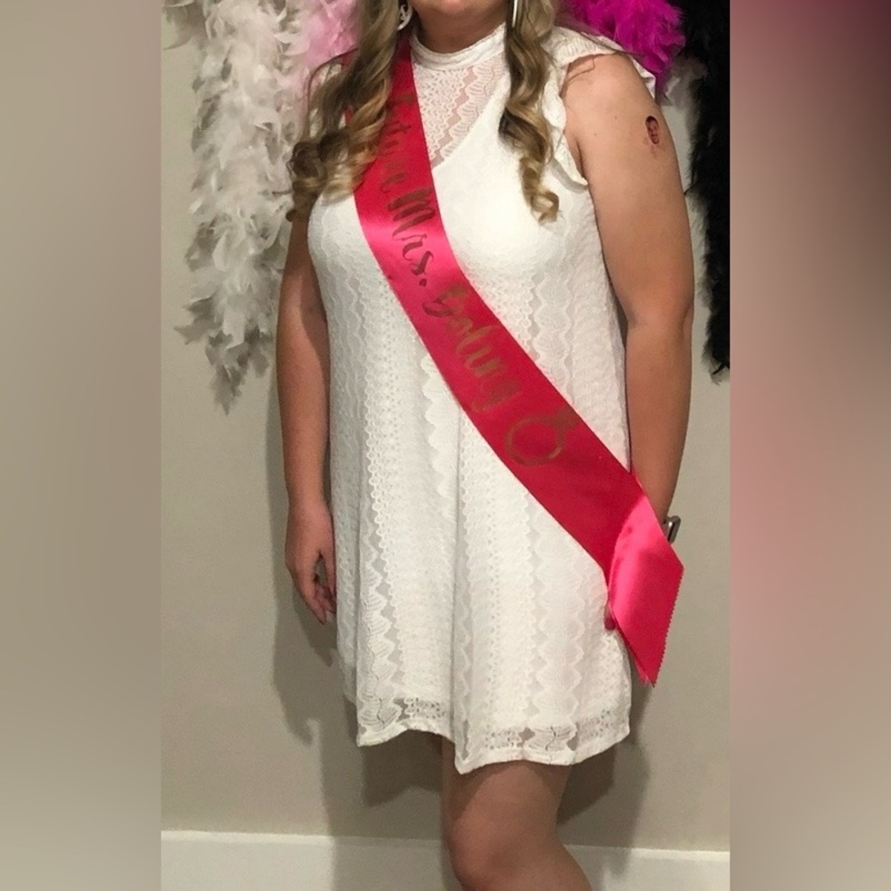 As U Wish White Lace Overlay Dress